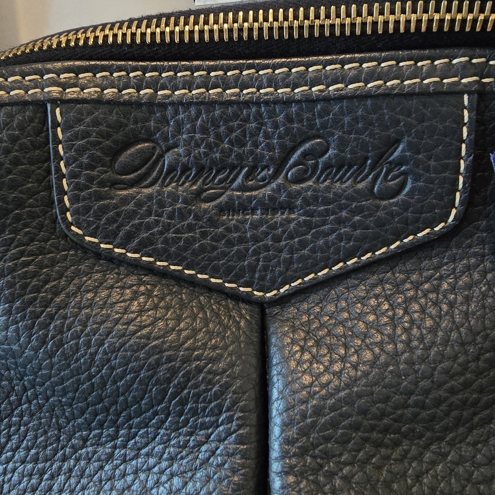 Dooney & Bourke Odine in Marine Bag/purse On Major Sale!🔥 - Picture 3 of 16